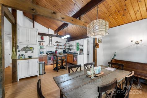 35 Good Intentions Road Asheville NC 28806