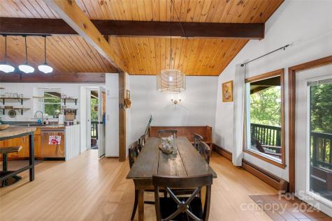 35 Good Intentions Road Asheville NC 28806