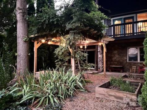 35 Good Intentions Road Asheville NC 28806