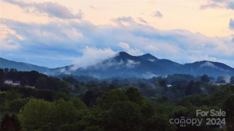 35 Good Intentions Road Asheville NC 28806