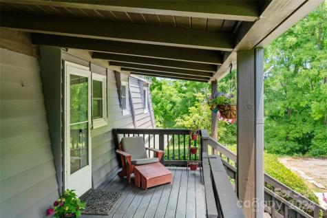 35 Good Intentions Road Asheville NC 28806