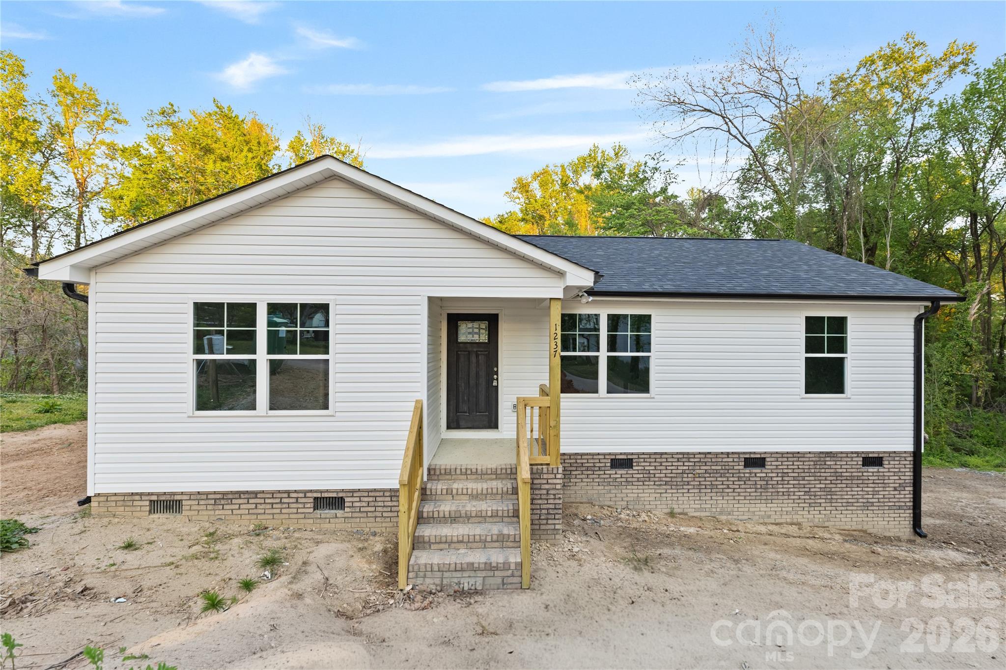1237 Haywood Avenue Kannapolis NC 28081