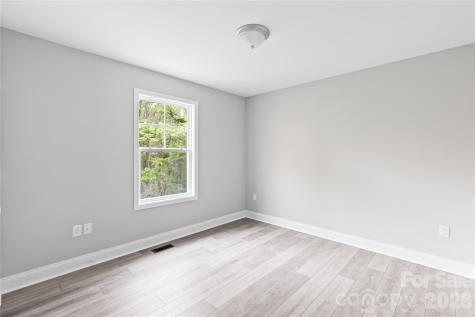 1237 Haywood Avenue Kannapolis NC 28081