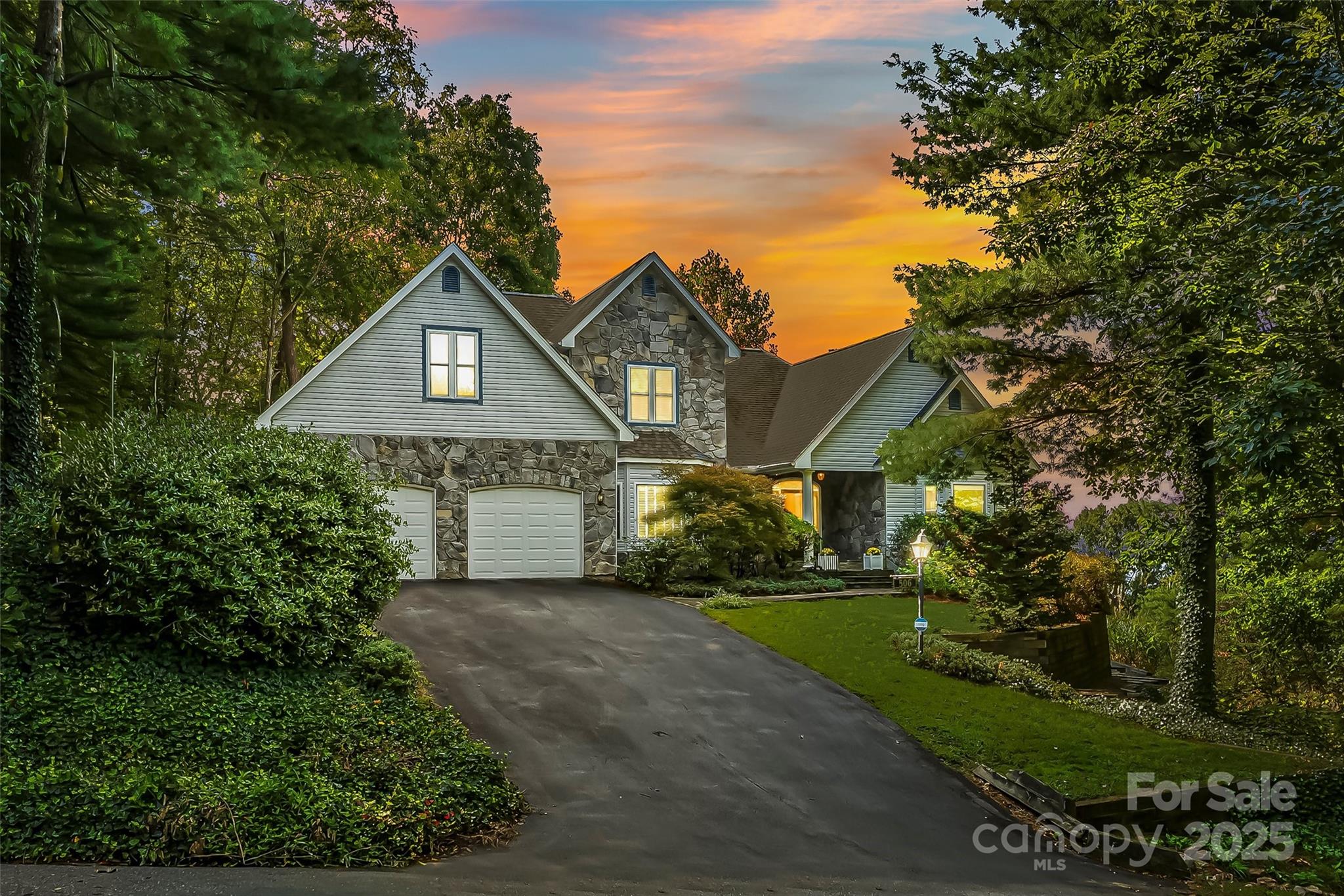 506 Kings Ridge Asheville NC 28804