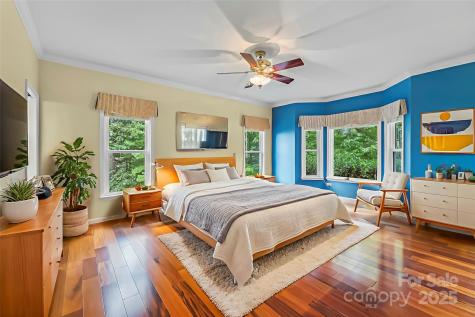 506 Kings Ridge Asheville NC 28804