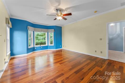 506 Kings Ridge Asheville NC 28804