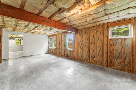 506 Kings Ridge Asheville NC 28804