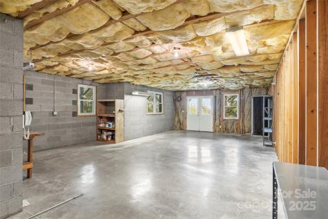 506 Kings Ridge Asheville NC 28804