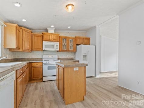 238 Cherry Hollow Burnsville NC 28714