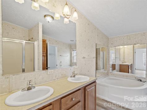 238 Cherry Hollow Burnsville NC 28714