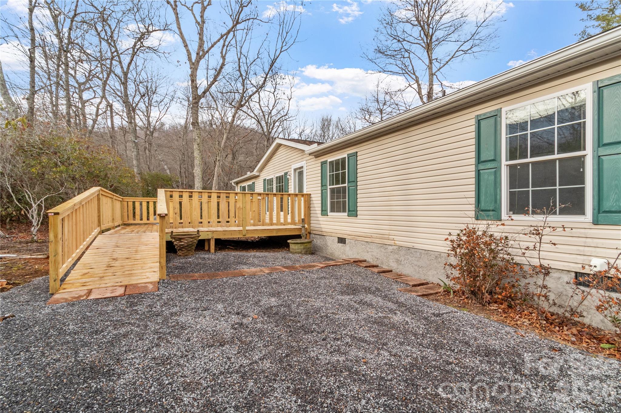 238 Cherry Hollow Burnsville NC 28714