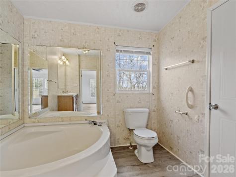 238 Cherry Hollow Burnsville NC 28714