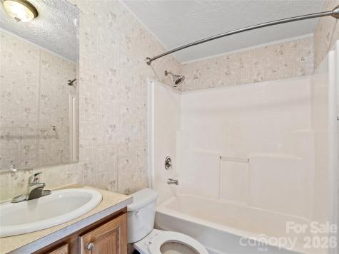 238 Cherry Hollow Burnsville NC 28714