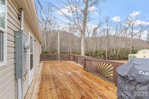238 Cherry Hollow Burnsville NC 28714