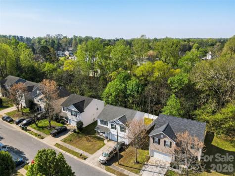 1217 Jordans Pond Lane Charlotte NC 28214
