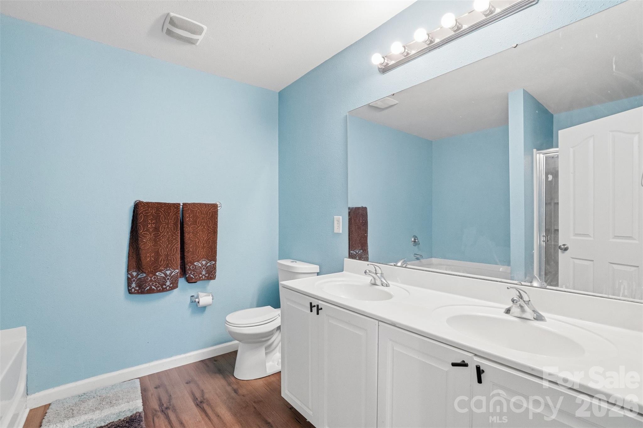 1217 Jordans Pond Lane Charlotte NC 28214