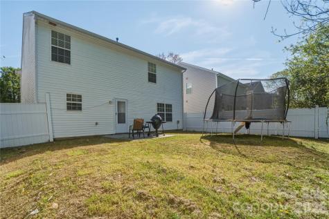 1217 Jordans Pond Lane Charlotte NC 28214