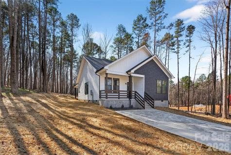 214 Knollwood Circle Albemarle NC 28001