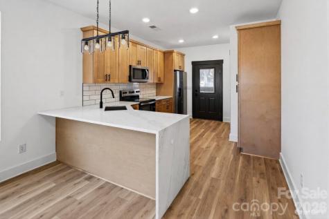 214 Knollwood Circle Albemarle NC 28001