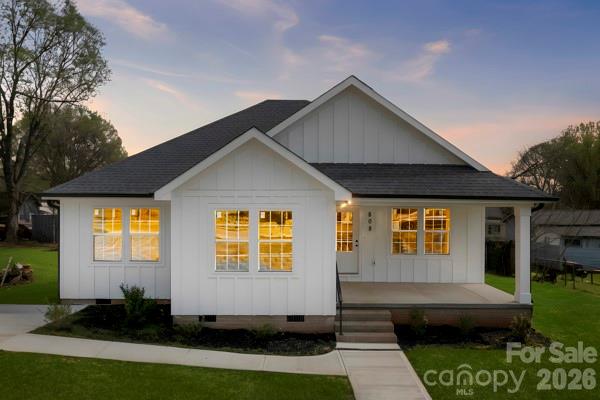 808 3rd Street Kings Mountain NC 28086