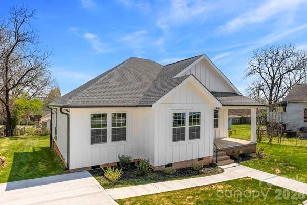 808 3rd Street Kings Mountain NC 28086