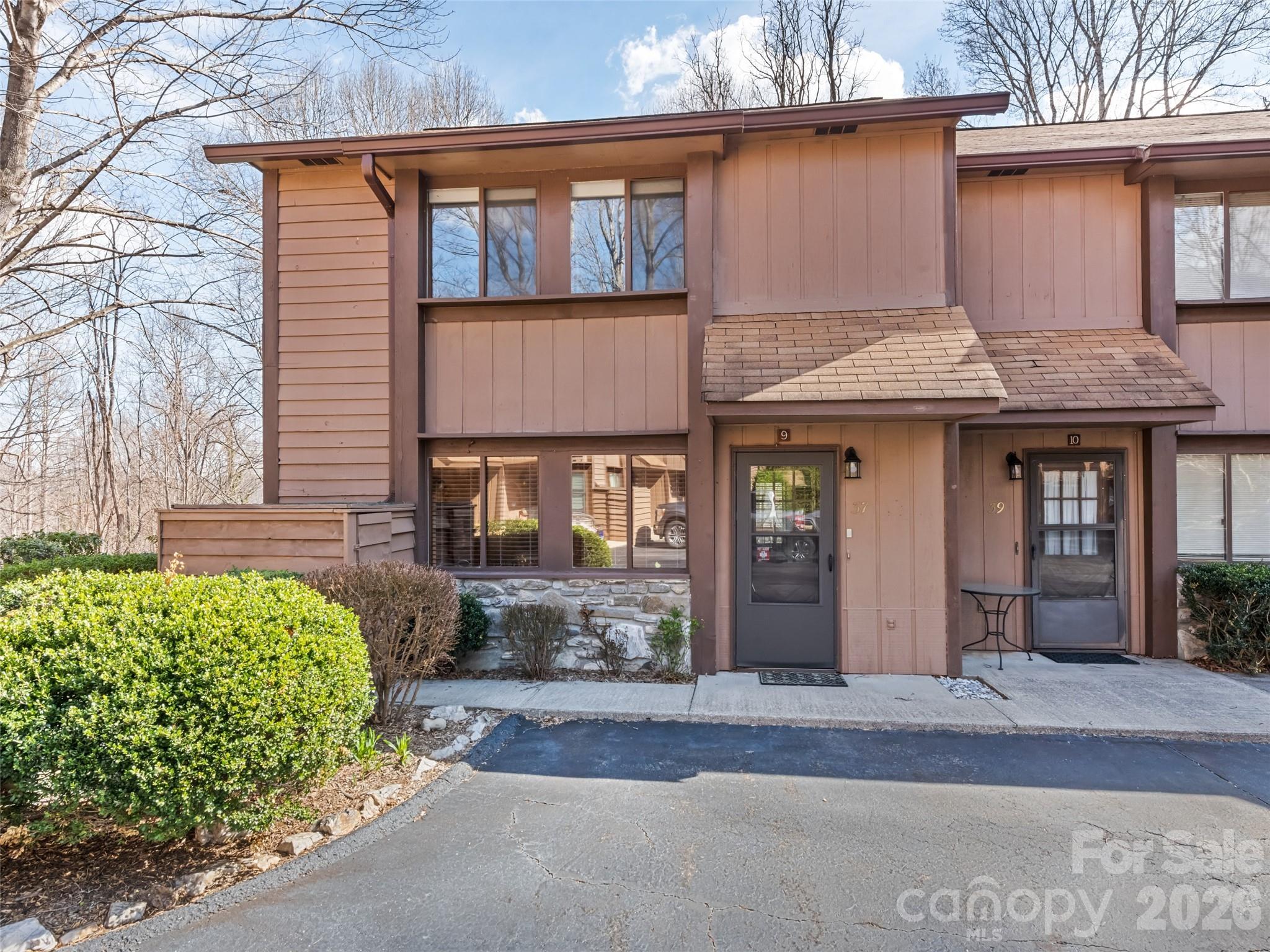 37 George Circle Maggie Valley NC 28751