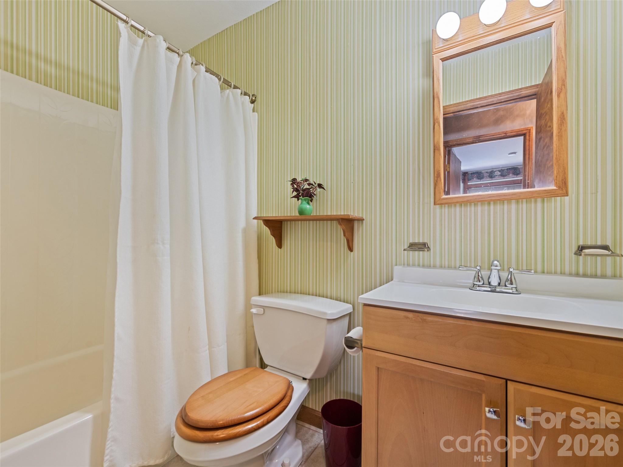 37 George Circle Maggie Valley NC 28751