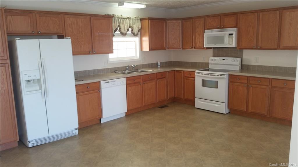 20 Snowball Drive Marshall NC 28753