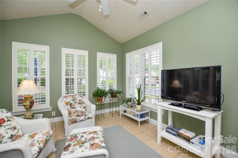 2249 N Castle Court Matthews NC 28105