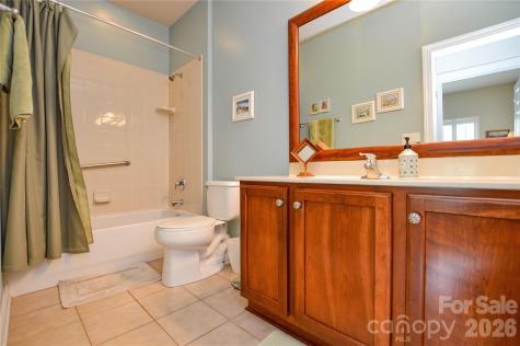 2249 N Castle Court Matthews NC 28105