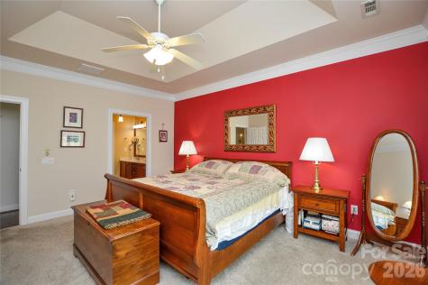 2249 N Castle Court Matthews NC 28105