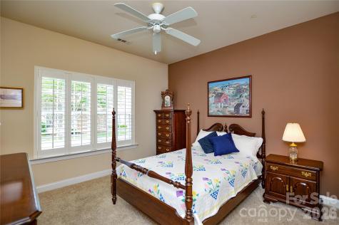 2249 N Castle Court Matthews NC 28105
