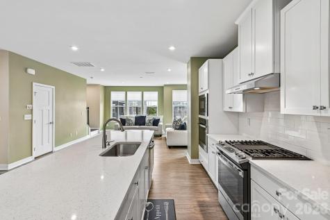 957 Portrush Lane Tega Cay SC 29708