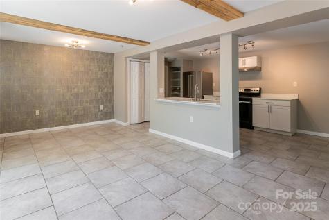 110 Annandale Avenue Asheville NC 28801