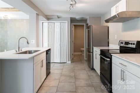 110 Annandale Avenue Asheville NC 28801
