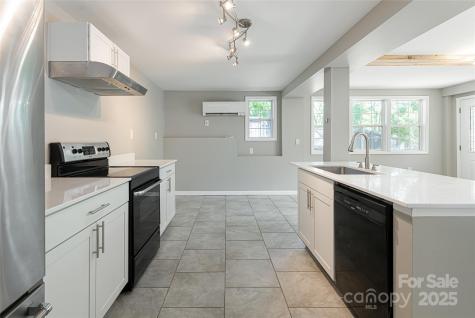 110 Annandale Avenue Asheville NC 28801