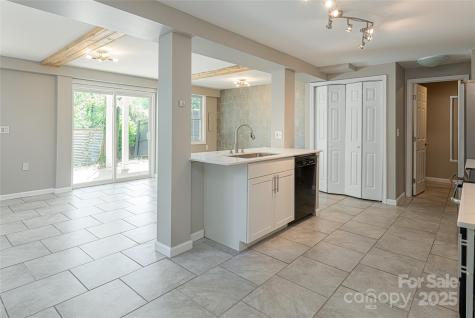 110 Annandale Avenue Asheville NC 28801