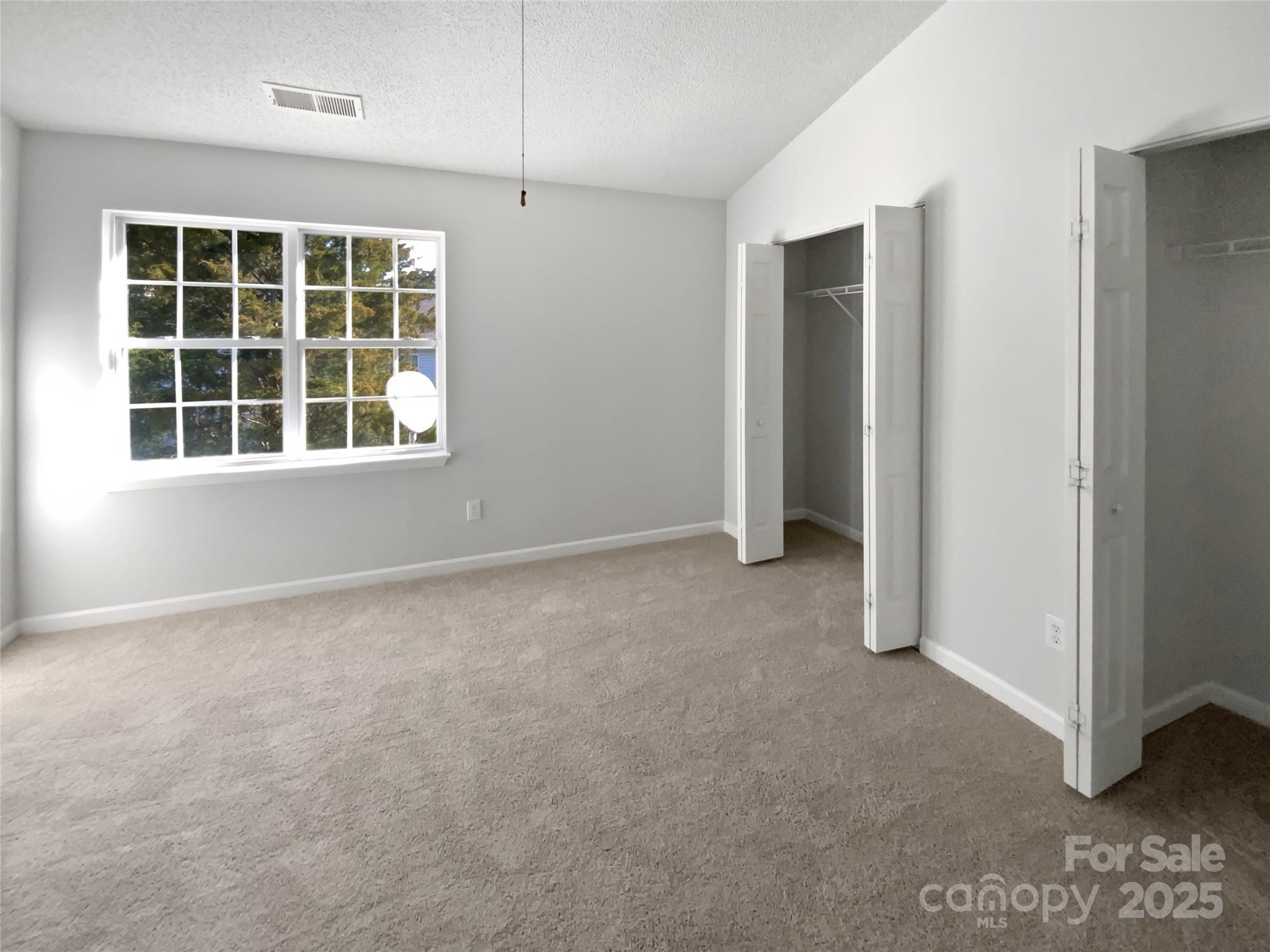 6086 Cougar Lane Charlotte NC 28269