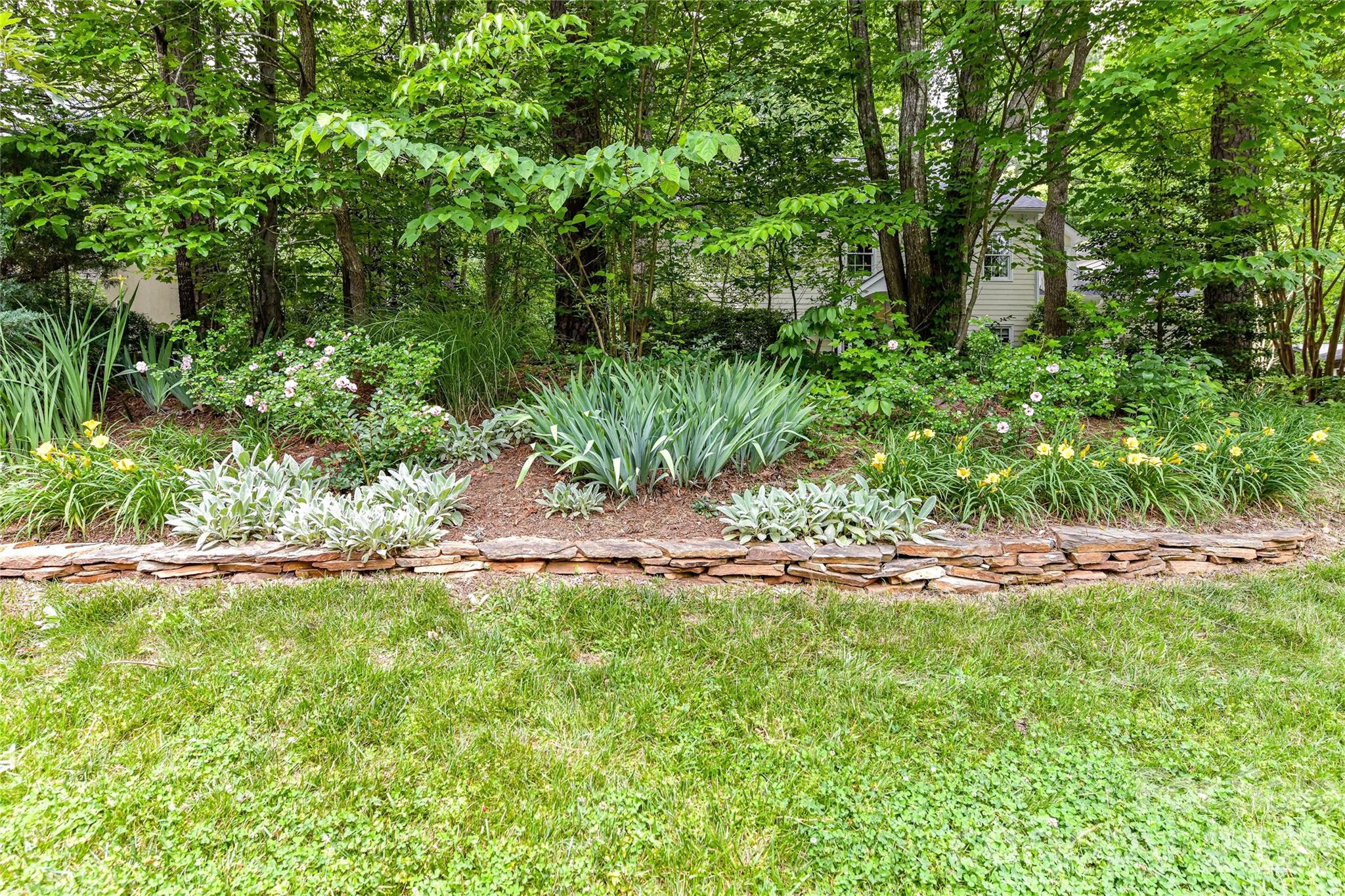 231 Pat Stough Lane Davidson NC 28036