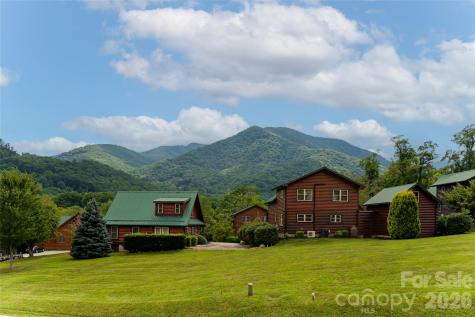 649 Panoramic Loop Maggie Valley NC 28751
