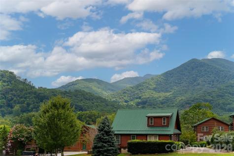 649 Panoramic Loop Maggie Valley NC 28751