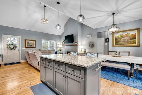 1181 Kensington Circle Newton NC 28658