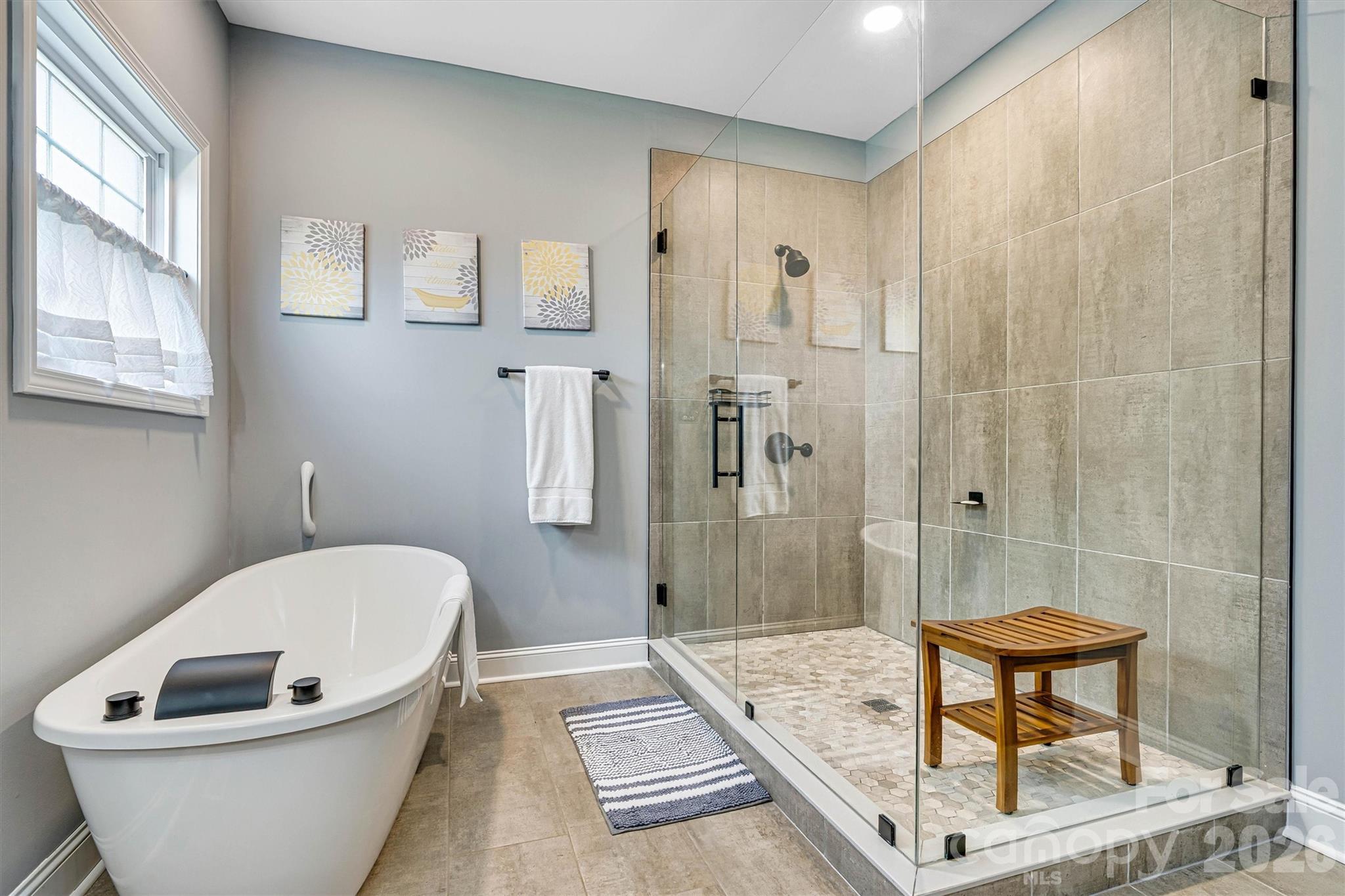 1181 Kensington Circle Newton NC 28658
