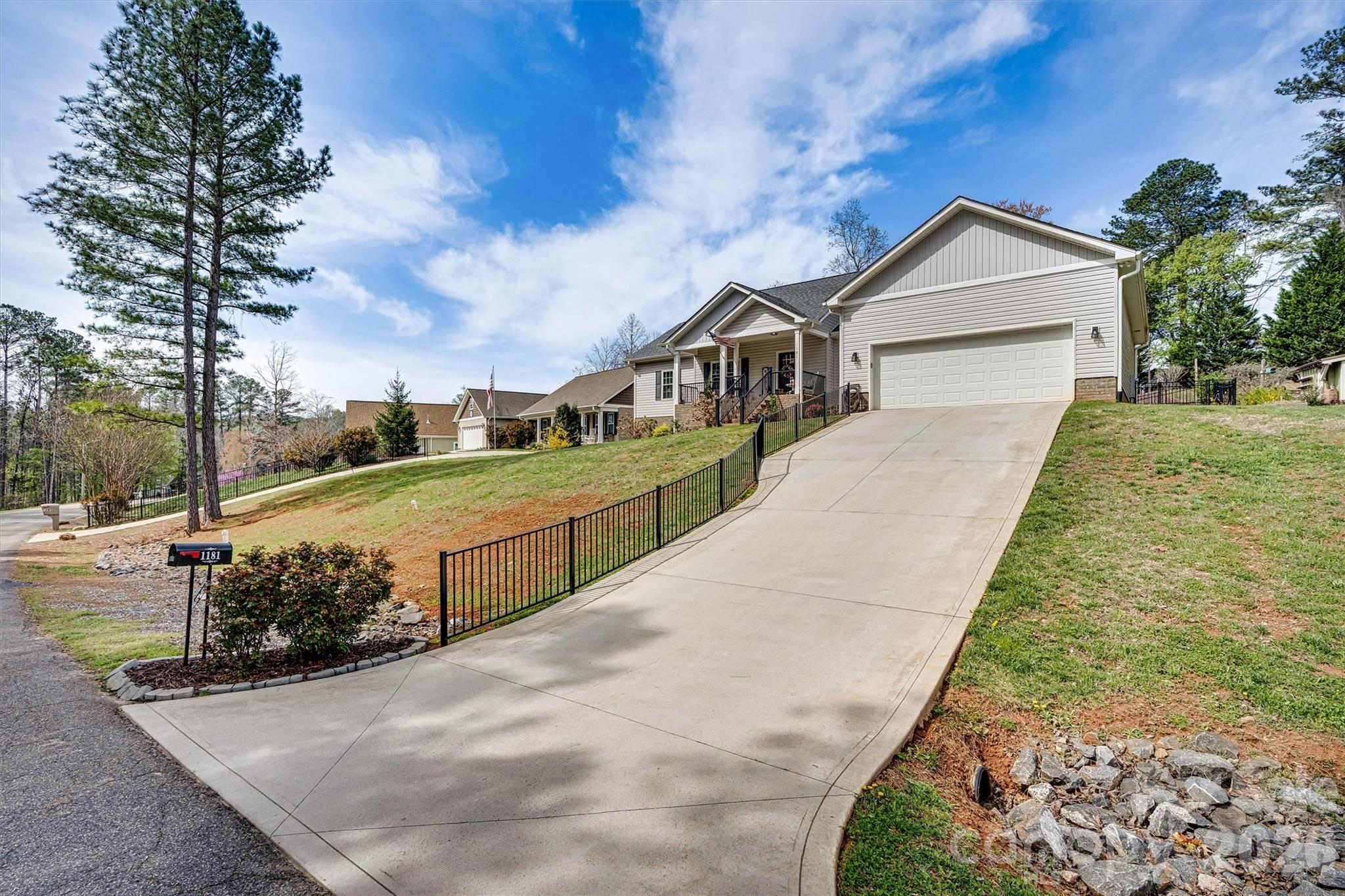 1181 Kensington Circle Newton NC 28658