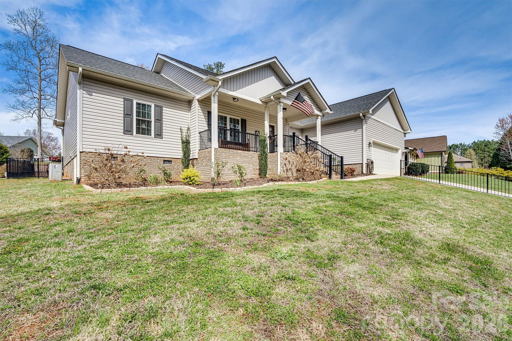 1181 Kensington Circle Newton NC 28658
