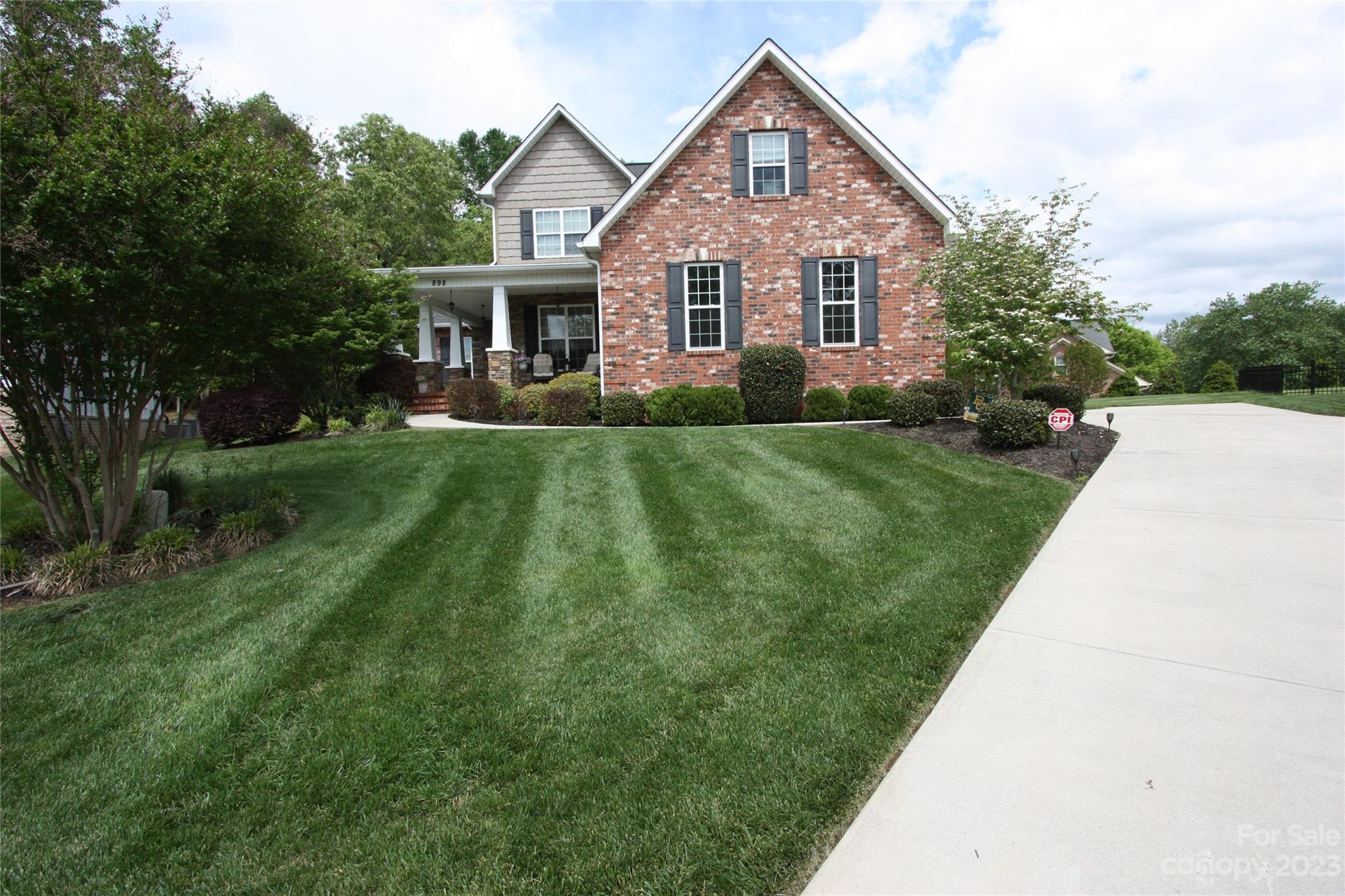 898 38th Avenue NE Hickory NC 28601
