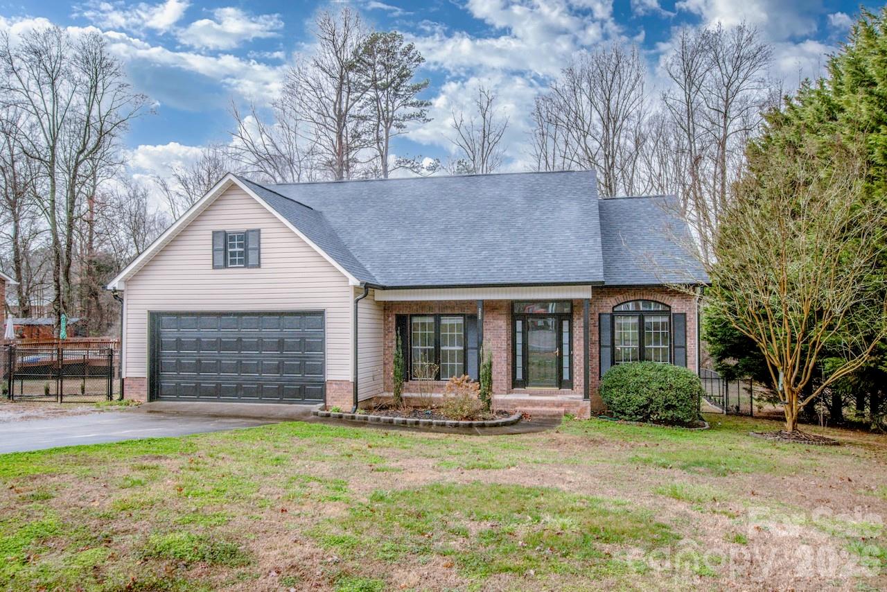 225 Delview Drive Cherryville NC 28021