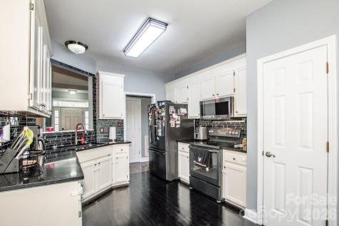 225 Delview Drive Cherryville NC 28021
