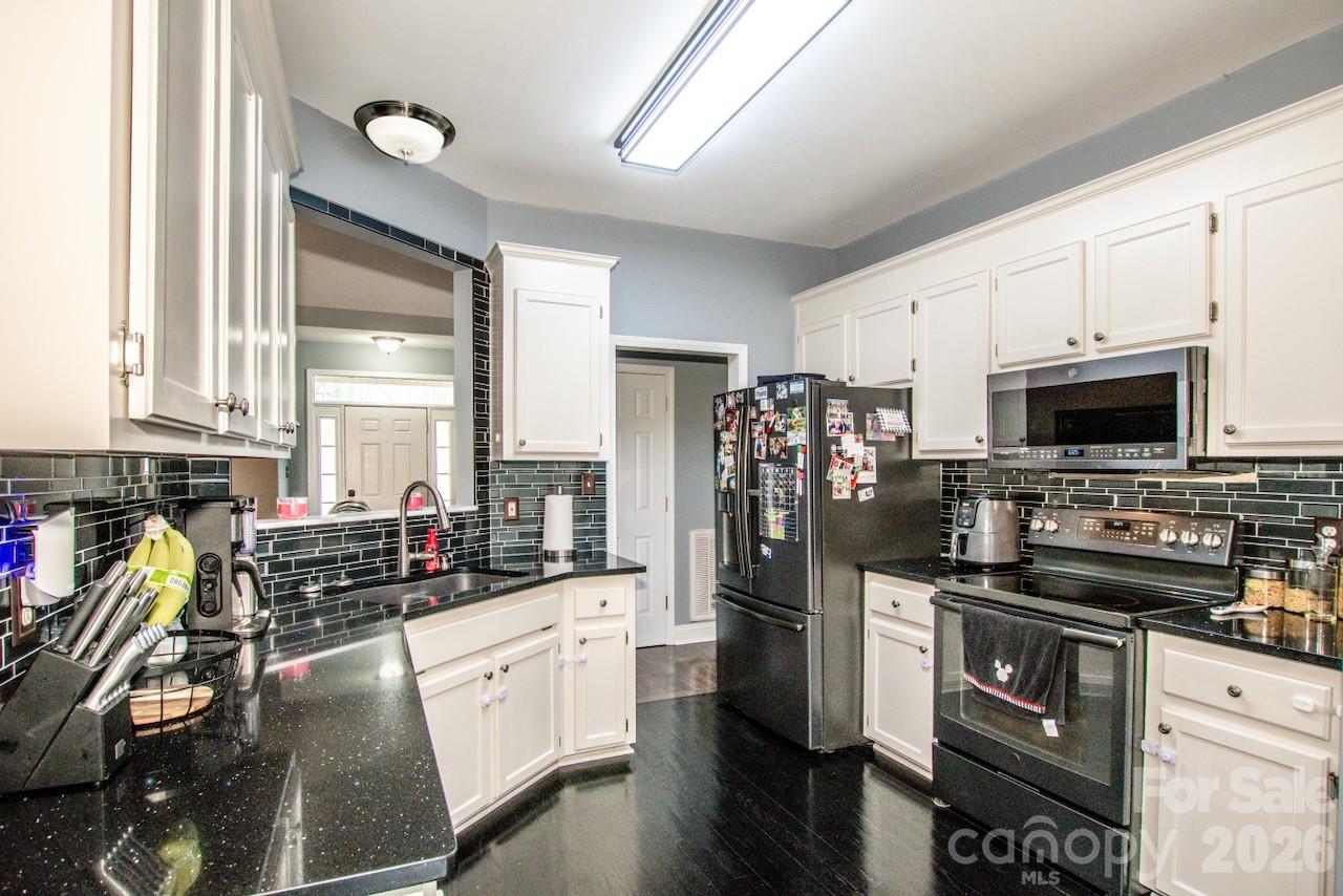 225 Delview Drive Cherryville NC 28021