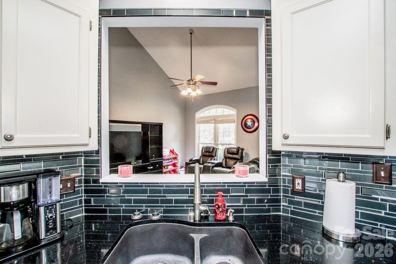 225 Delview Drive Cherryville NC 28021